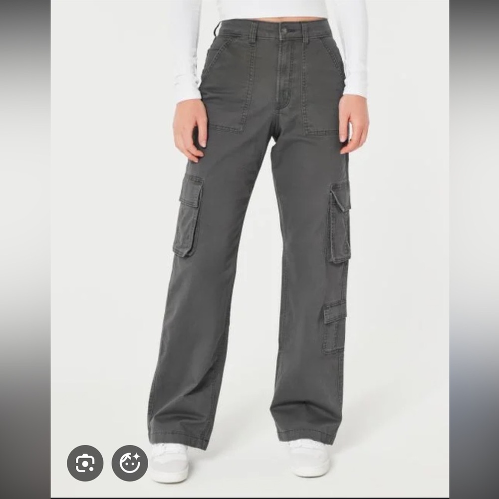 Hollister Gray Ultra High Rise Baggy Cargo Pants